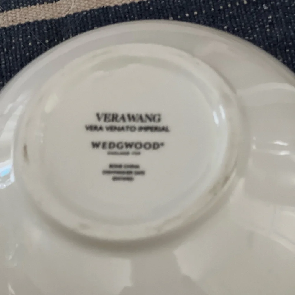 2 WEDGWOOD  Vera Wang Vera Venato Imperial Marble Bone China Cereal Bowls 5.75”